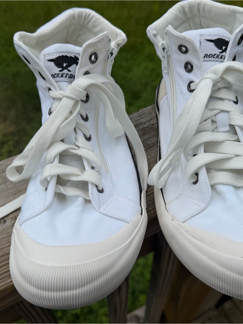 Rocket Dog White Canvas High Top Sneakers Side Zip Size 11